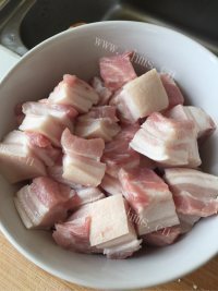家常菜红烧肉做法图解1)