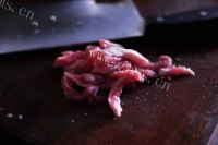 热腾腾的尖椒干豆腐做法图解4)