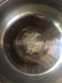 营养丰富的番茄蛋汤做法图解2)