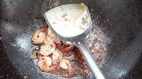 家常菜虾仁炒豆腐做法图解12)