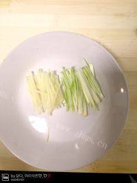 家常金针菇肥牛做法图解1)
