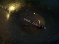 在家做的洋葱炒蛋做法图解4)