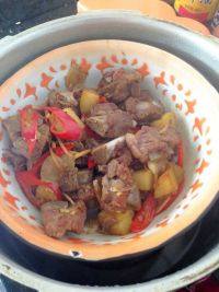 家常菜土豆烧排骨