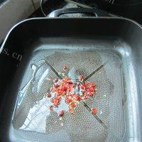 常吃不腻的春笋炒肉做法图解3)