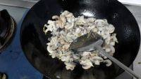 家常菜口蘑肉片做法图解3)