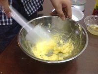 自制蔓越莓饼干做法图解3)
