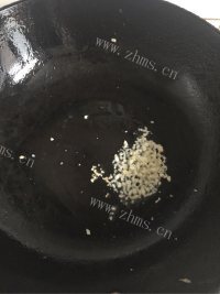 美味的鸡肉杏鲍菇披萨做法图解6)