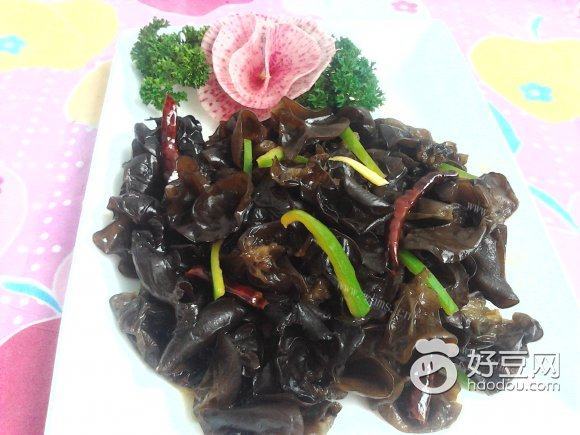 酸辣黑木耳
