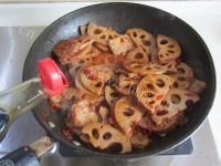 美味的卤藕回锅牛肉做法图解10)