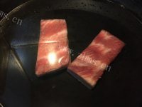 简易回锅肉做法图解2)