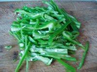 「家有大厨」清炒绿豆芽做法图解3)