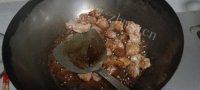 美味牛腩汤做法图解5)