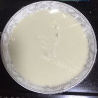 自制瓜子奶黄馅冰皮月饼的做法图解四
