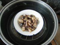 简易的腊肉炒芥兰做法图解4)