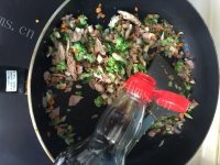 美味的海鲜焗饭做法图解3)