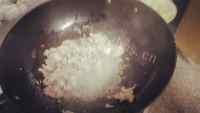 美味的韩式大酱汤做法图解2)