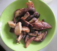 酥嫩香菇炒青菜做法图解3)
