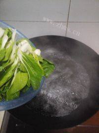 家常菜青菜炒木耳做法图解3)
