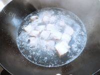 家常菜芋头红烧肉做法图解4)