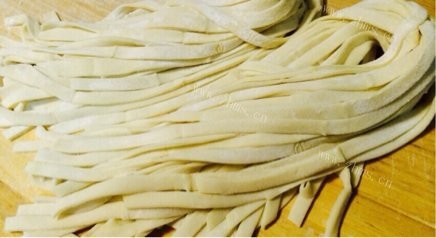 美味佳肴般的手擀面