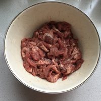 细嫩筋道奇台过油肉做法图解5)