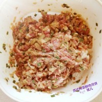 自制苏式榨菜鲜肉月饼做法图解6)