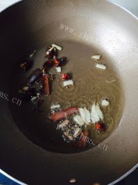 诱人的番茄牛腩做法图解7)