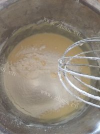 好吃的水果松饼做法图解4)