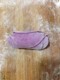 自制做的紫薯花卷做法图解8)