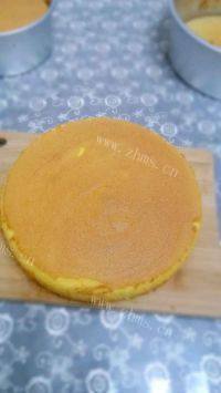 自制南瓜戚风做法图解8)