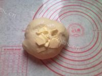 美味的果酱面包卷做法图解2)