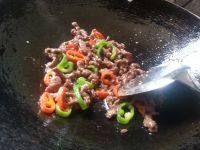家常菜双椒炒牛肉