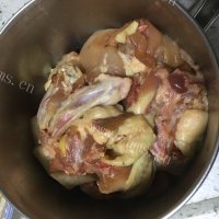 好吃的彩椒微辣子鸡做法图解4)