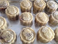 自制红豆沙月饼做法图解9)