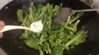 蒜蓉炒菜芯做法图解6)