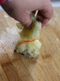 蒸白菜包做法图解12)