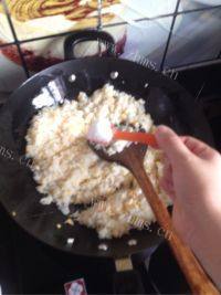 美味的蛋炒饭做法图解4)