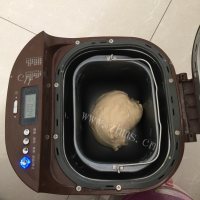 自制豆沙小面包做法图解1)