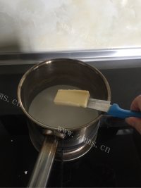 好吃的焗荔蓉西米布甸做法图解3)