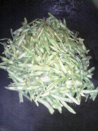 好吃不腻的素炒四季豆做法图解5)