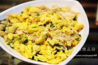 家常菜金针菇炒蛋