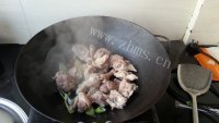 美味的红烧鸭腿做法图解6)