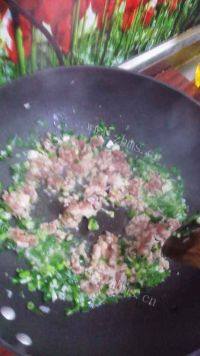 万能杏鲍菇肉丁酱做法图解3)