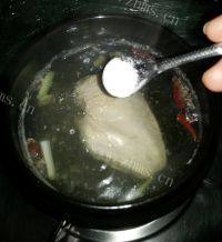 秘制凉拌麻辣鸡丝做法图解4)