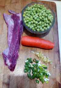 豌豆牛肉粒做法图解1)