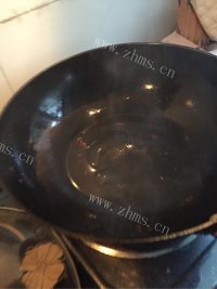 好吃的炒花生米做法图解2)