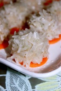 香喷喷的珍珠糯米丸做法图解5)