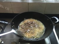 好吃的牛肉香辣酱做法图解7)
