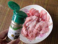 自制水煮肉片做法图解2)