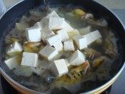 黄骨鱼豆腐汤的做法图解三